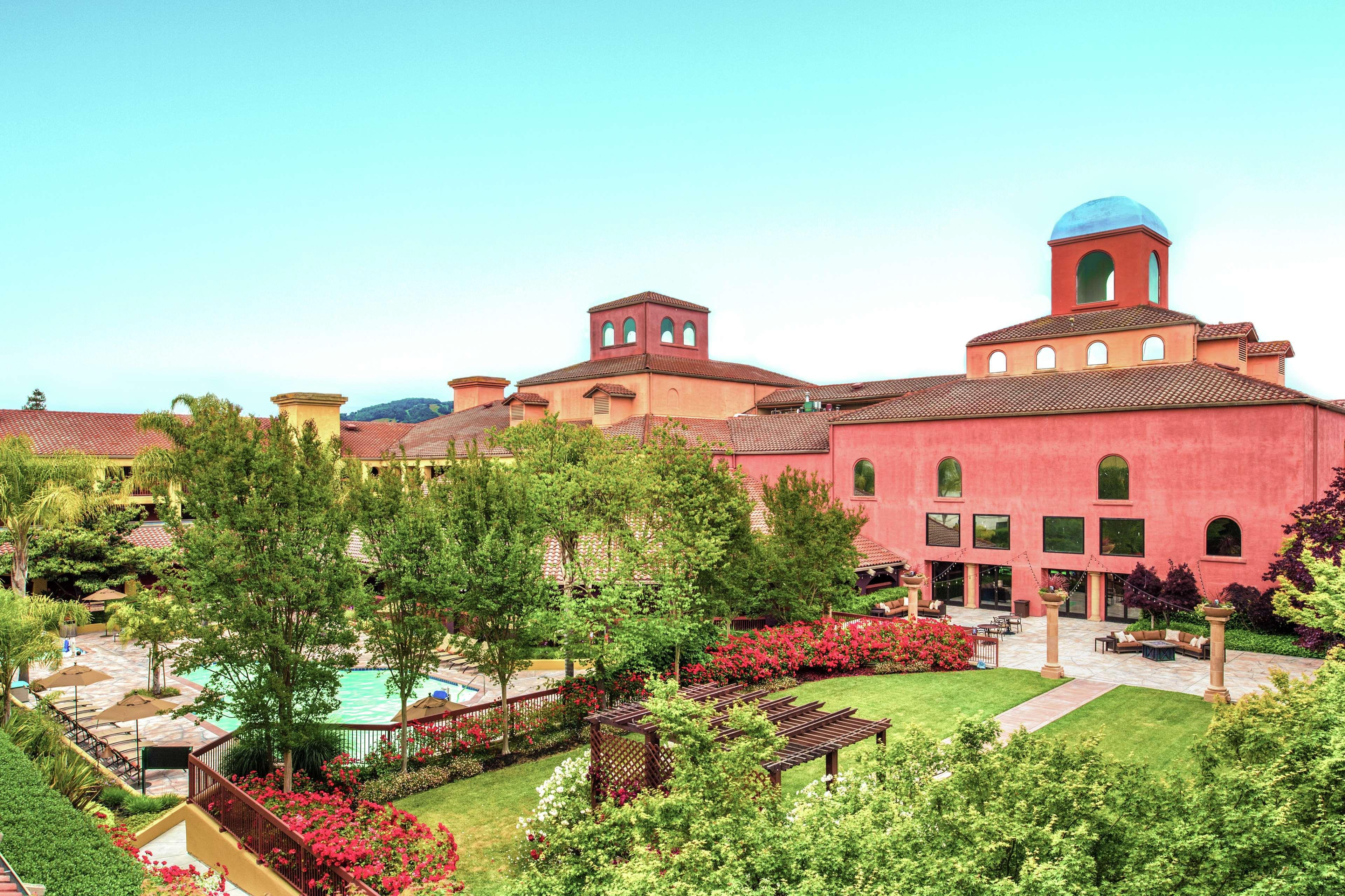 Hotel Doubletree By Hilton Sonoma Wine Country Rohnert Park Exterior foto
