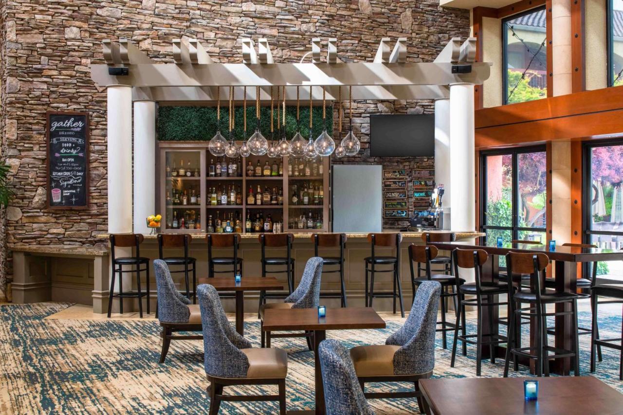 Hotel Doubletree By Hilton Sonoma Wine Country Rohnert Park Exterior foto