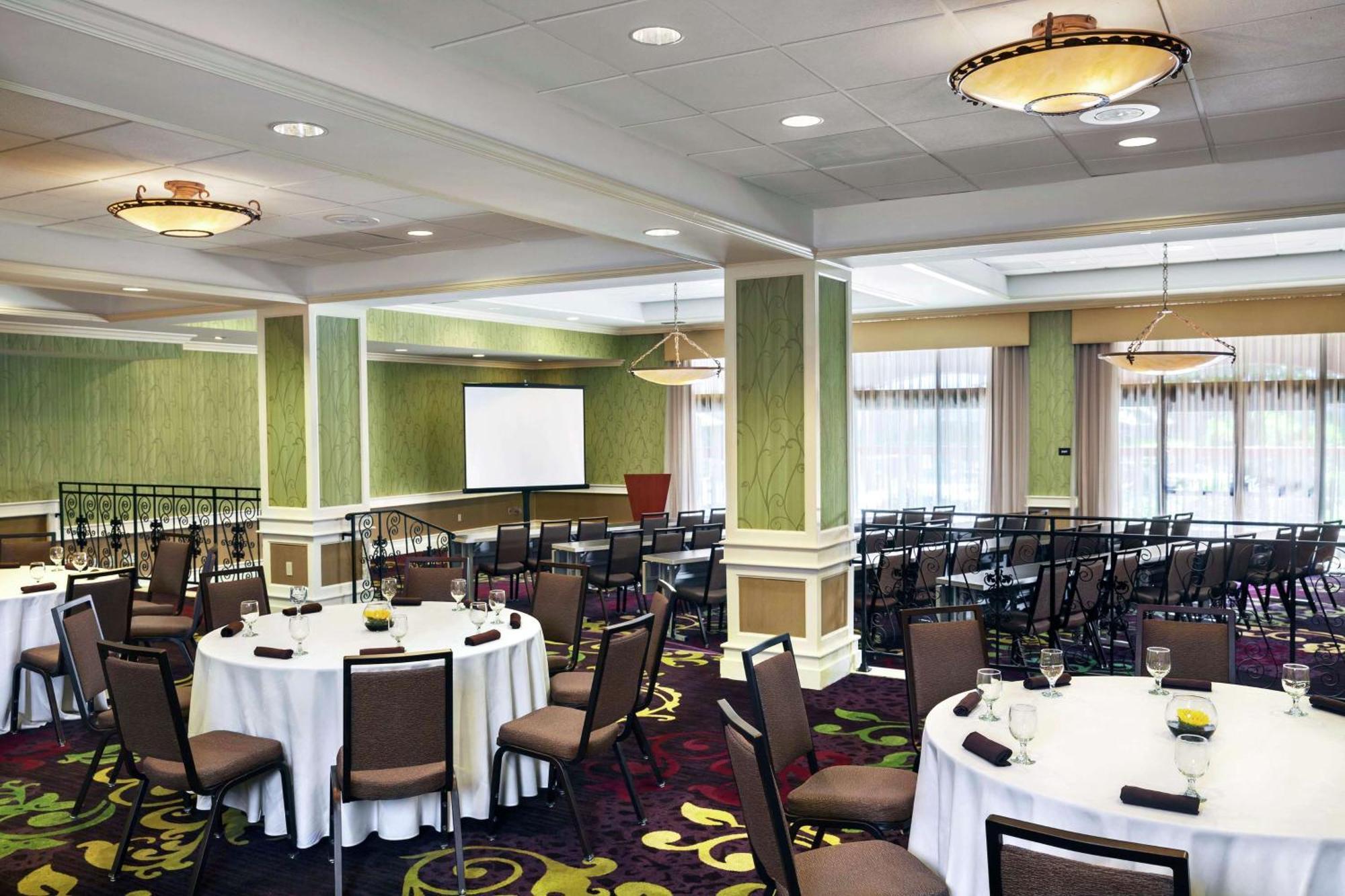 Hotel Doubletree By Hilton Sonoma Wine Country Rohnert Park Exterior foto