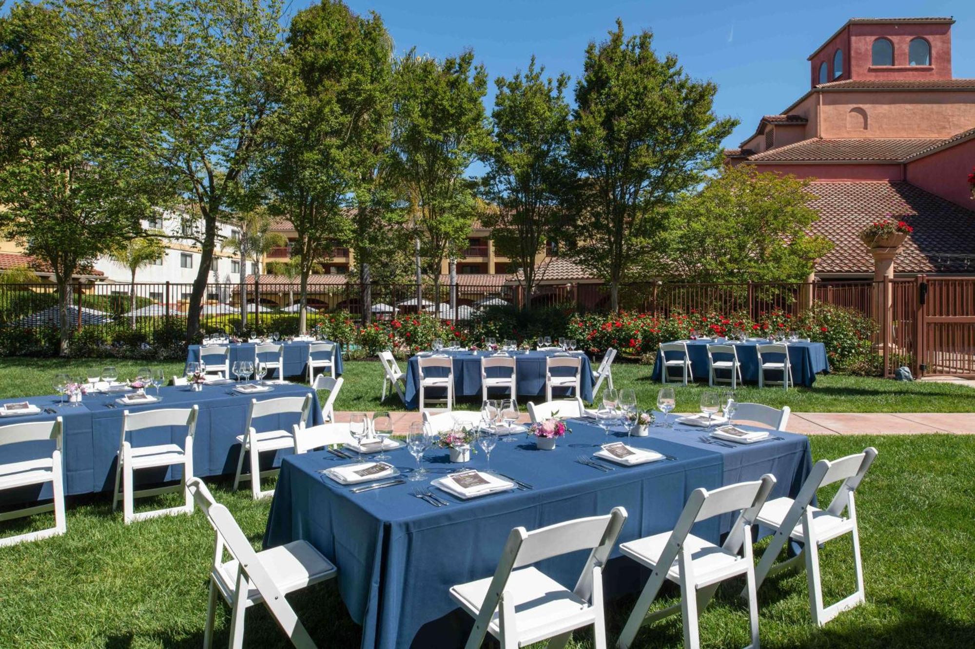 Hotel Doubletree By Hilton Sonoma Wine Country Rohnert Park Exterior foto