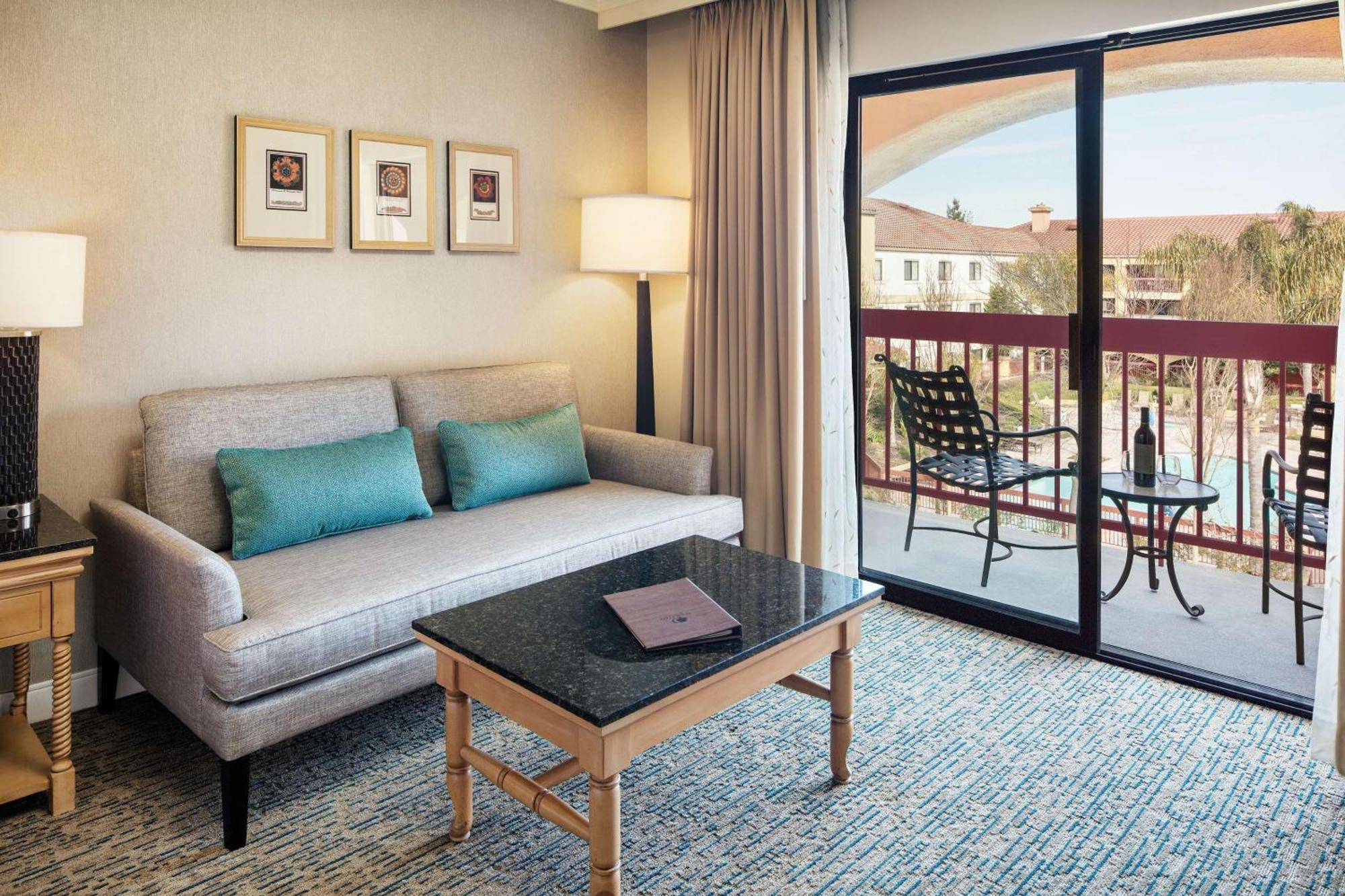 Hotel Doubletree By Hilton Sonoma Wine Country Rohnert Park Exterior foto