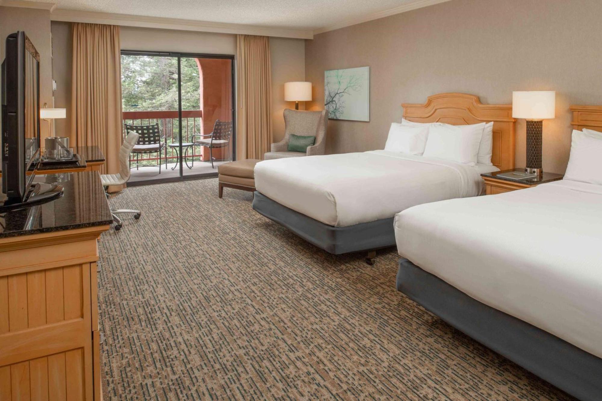 Hotel Doubletree By Hilton Sonoma Wine Country Rohnert Park Exterior foto